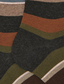 Lange Damensocken aus warmer Baumwolle, grau mit bunten Streifen