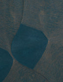 Men's long peacock-coloured cotton socks with iridescent motif